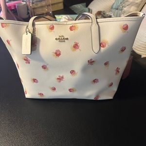 Coach bag Flower Print EUC